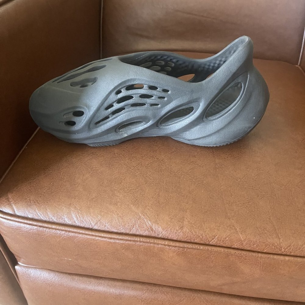 yeezy foam size 14